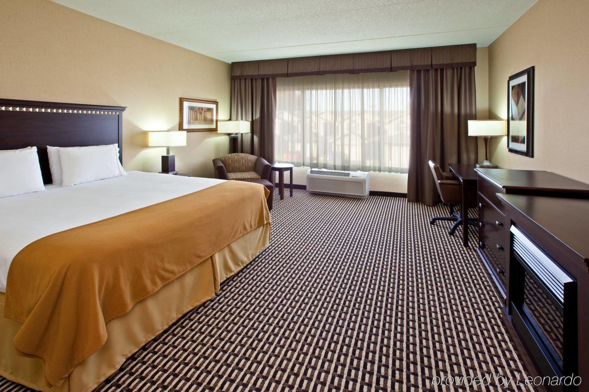 Holiday Inn Express & Suites Seymour Quarto foto